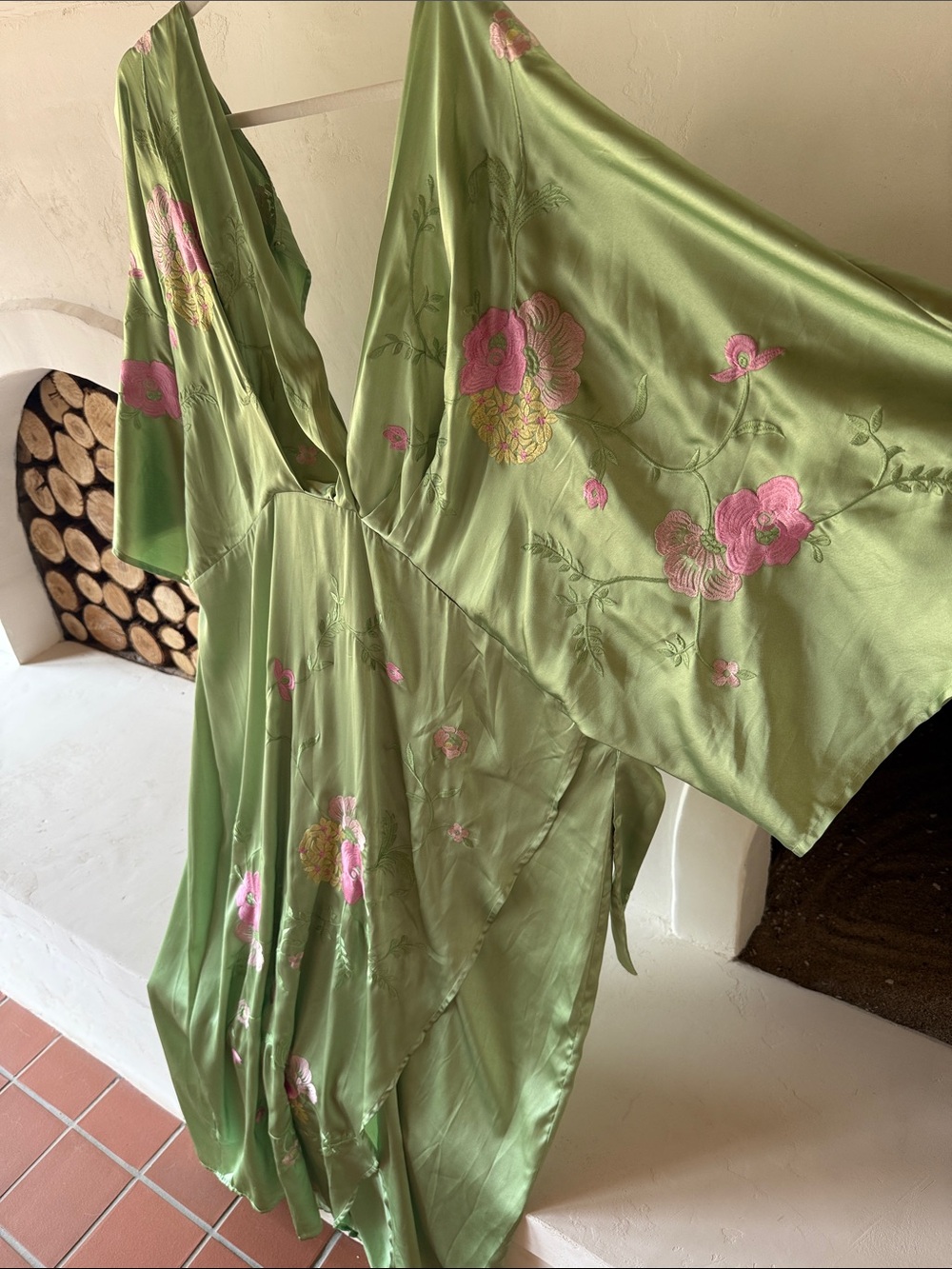 Gorgeous Satin Green Floral Embroidered Dress - Picture 2 of 6